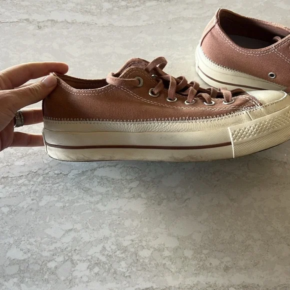 Converse Chuck Taylor Platform Sneakers - Picture 2 of 9